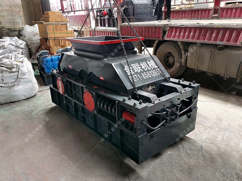 2PG800x600中型對輥制砂機(jī)發(fā)貨圖片 發(fā)往山西 2PG800x600中型對輥制砂機(jī)發(fā)貨圖片 發(fā)往山西